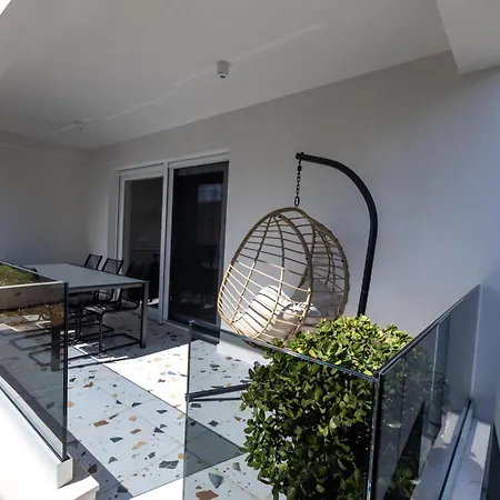 Petria Boutique Near Old Town דירה זאדאר